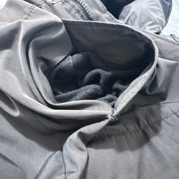 $1795 Authentic CANADA GOOSE Made in CANADA Women's Fur Hoodie SnapZip Coat Sz.M - Picture 11 of 16